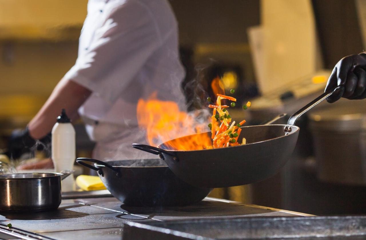 Hotel Elefantino Grey - Free Breakfast & Brunch Until 13-00 - Vicinissimi A Mirabilandia Milano Marittima Exterior foto